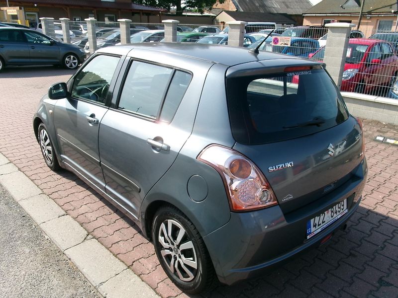 Suzuki Swift (2007) 1,3i KLIMA VÝHŘEV - fotka 6 z 22