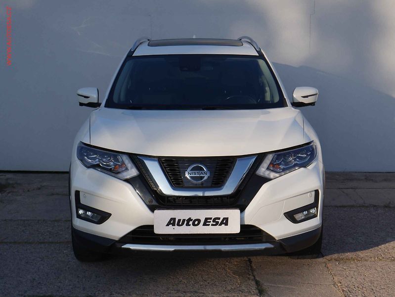 Nissan X-Trail (2017) 2.0 dCi 4x4, ČR, AT, LED - fotka 2 z 18