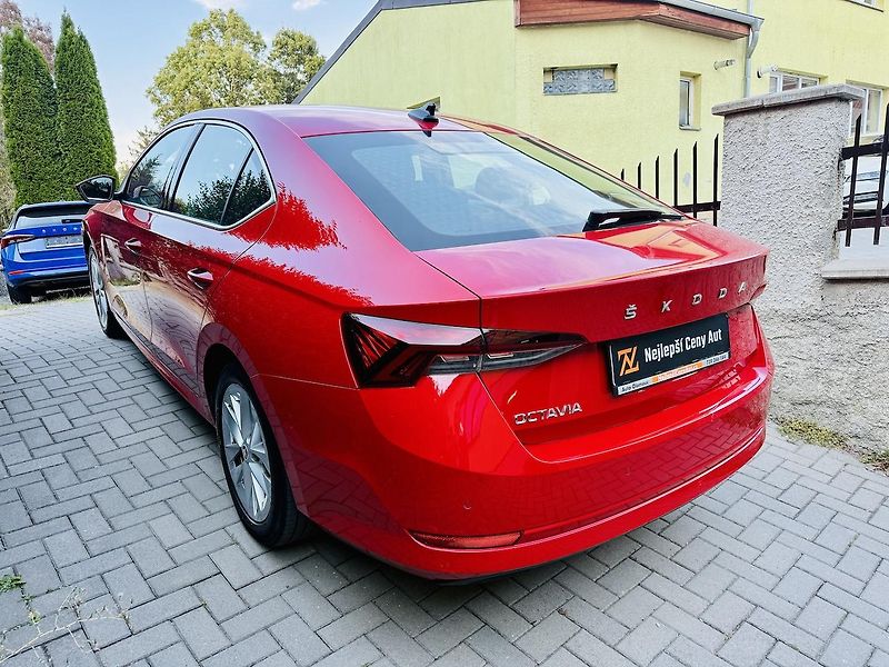 Škoda Octavia (2023) 1.5TSi 110kW STYLE Koup.ČR  - fotka 14 z 16