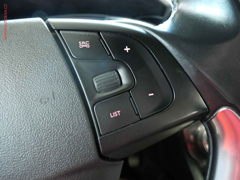 Citroën DS5 (2015) 2.0HDI, 1.maj,ČR, AT, TZ, AC - fotka 17 z 27