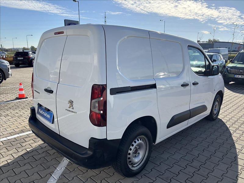 Peugeot Partner 1,2 Puretech 81kW Active L1 - fotka 5 z 33