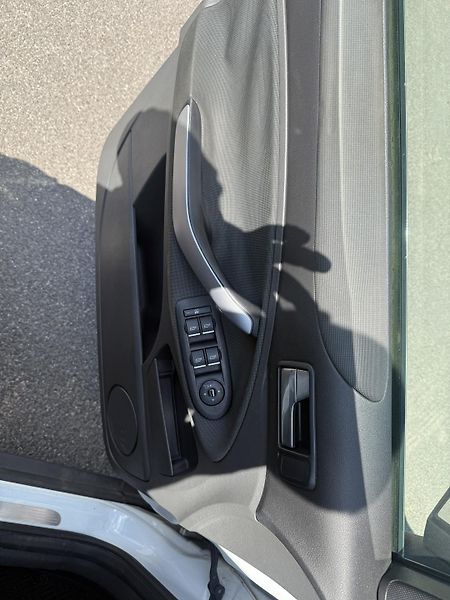 Ford Kuga 2.0 TDCI 103 kW - BEZ NEHOD - fotka 15 z 18