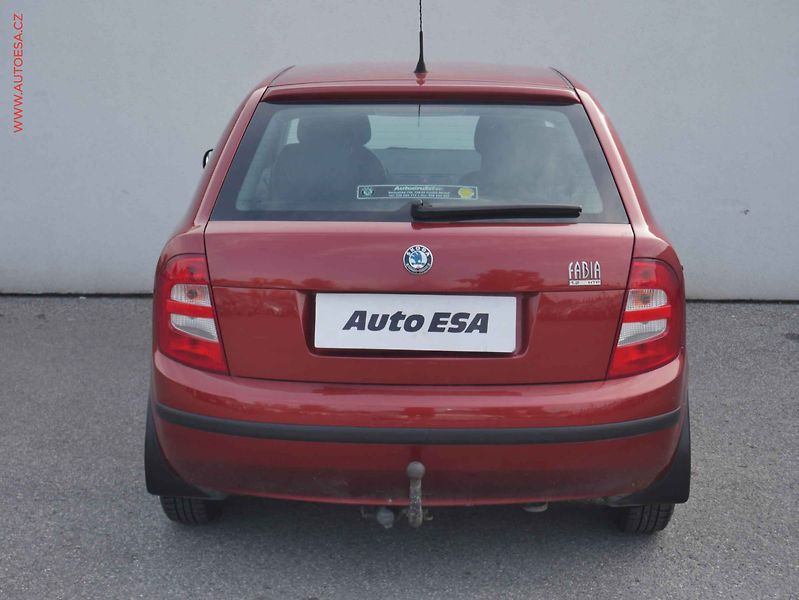 Škoda Fabia (2003) 1.2i, ČR, TZ, El.okna - fotka 5 z 14