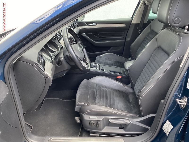 Volkswagen Passat (2020) 2.0 TDi, Elegance, DSG, LED - fotka 9 z 19