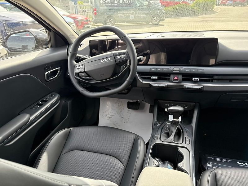 Kia Ostatní (2026) SW 1,6 T-GDi GPF 7DCT TOP 132 - fotka 13 z 19