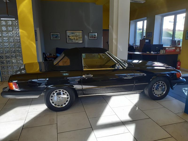 Mercedes-Benz SL 560 CABRIO KLIMA - fotka 7 z 21