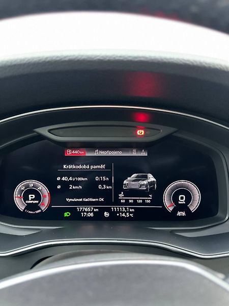 Audi A6 (2019) MILD-HYBRID 40 TDI ATTRACTION - fotka 19 z 31