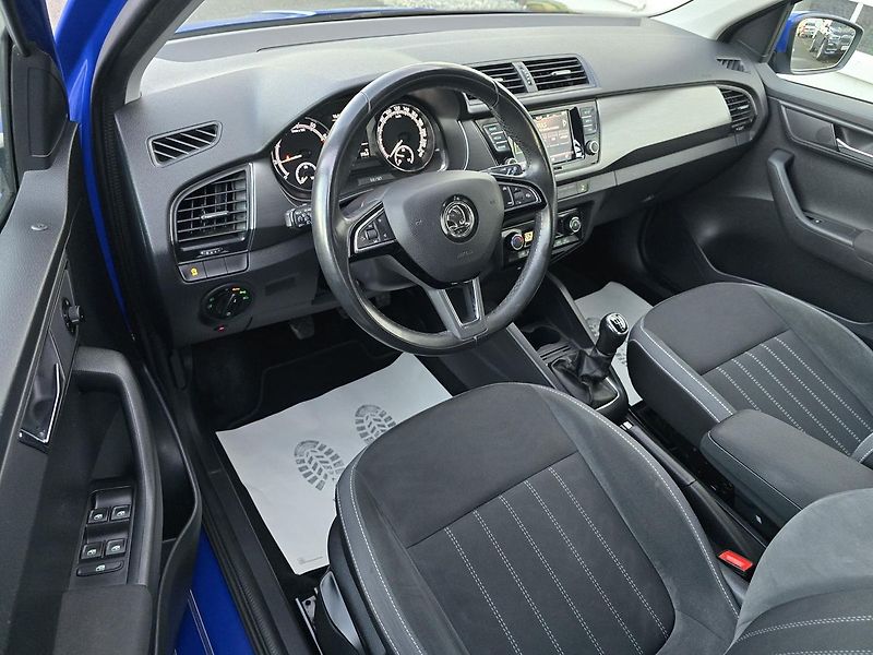 Škoda Fabia 70kW STYLE DIGIKLIMA ČR - fotka 9 z 36