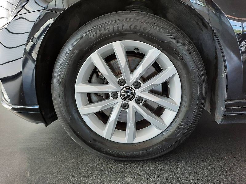 Volkswagen Passat Variant (2023) 2.0 TDI (110kW/150k) DSG, Busi - fotka 25 z 26