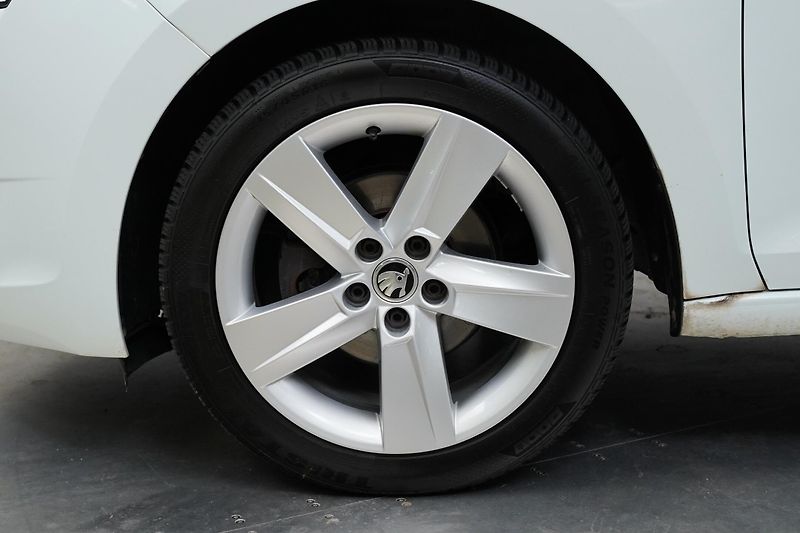 Škoda Rapid - fotka 10 z 25