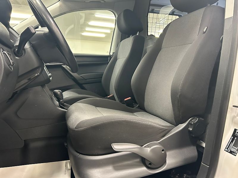 Volkswagen Caddy (2018) 1.4TGI Maxi Skříň | Záruka - fotka 16 z 44
