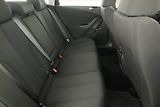 Volkswagen Passat (2007) 1.9 TDI, Tempomat - náhled 7