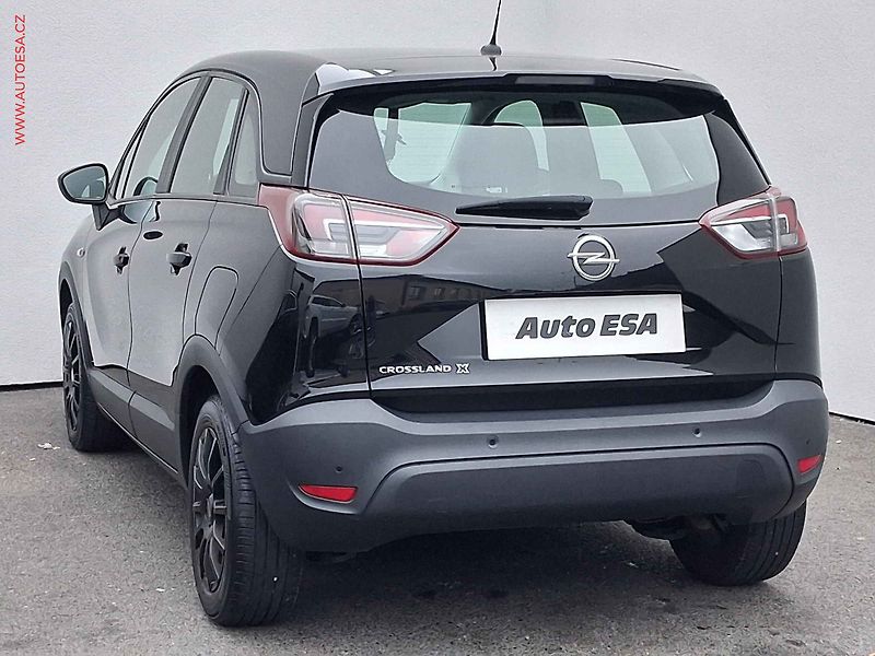 Opel Crossland X (2019) 1.2, Edition, +kola - fotka 6 z 19