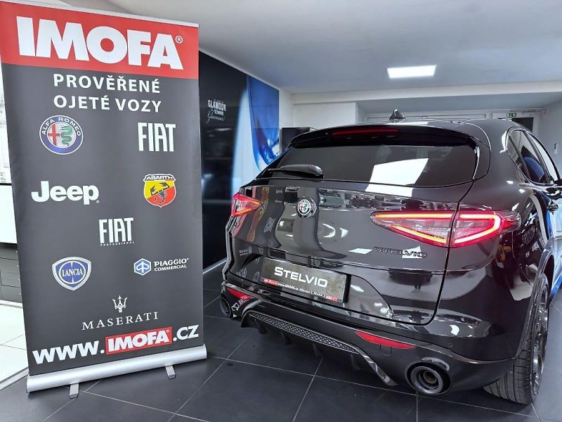 Alfa Romeo Stelvio (2024) 2.0T 280k AT8 ZF Q4 4x4 Compet - fotka 5 z 23