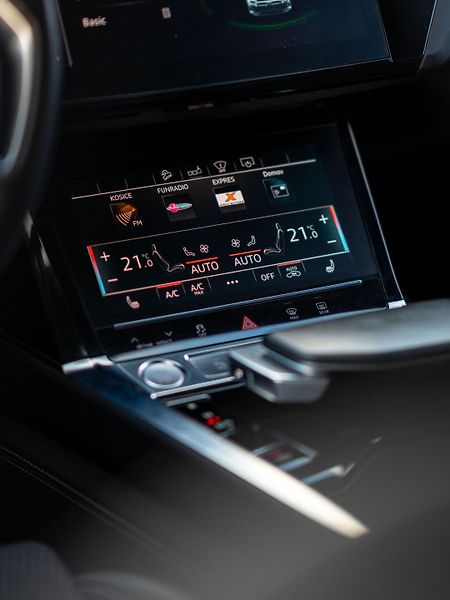 Audi e-tron (2020) /300kW - fotka 25 z 51