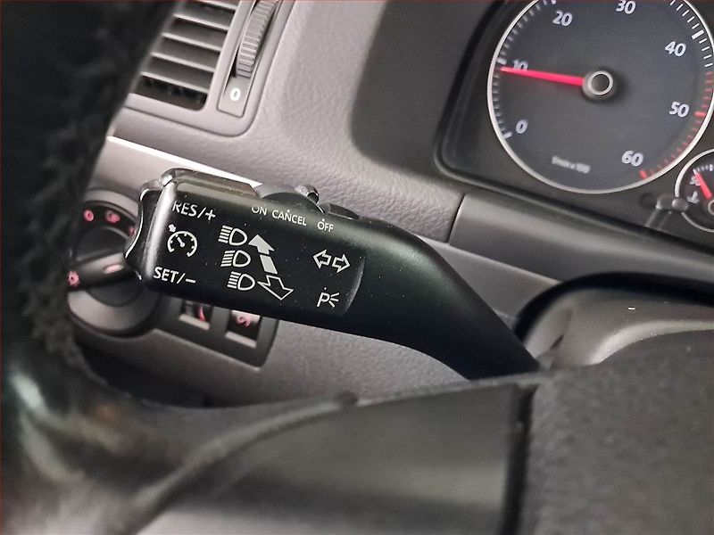 Volkswagen Touran (2007) 2.0 TDI, Automat, po STK - fotka 17 z 18
