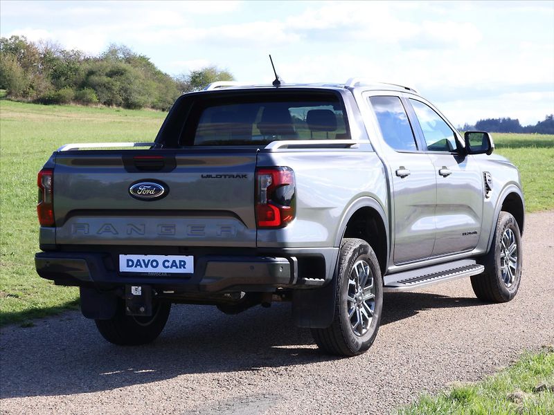 Ford Ranger 3,0 V6 TDI Aut. Wildtrak DPH C - fotka 7 z 37