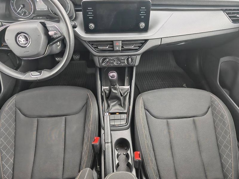 Škoda Scala Ambition 6MP 1,0TSI - fotka 9 z 22