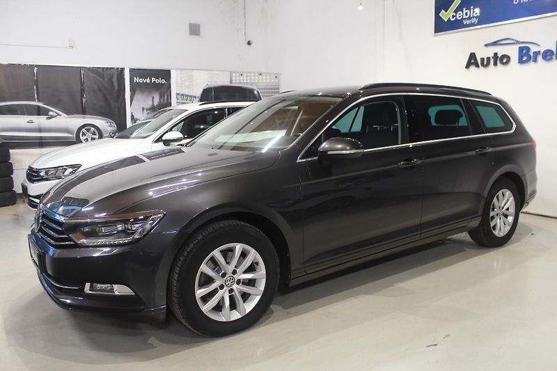 Volkswagen Passat (2019) 2.0TDI DSG Display LED Navi - fotka 7 z 35