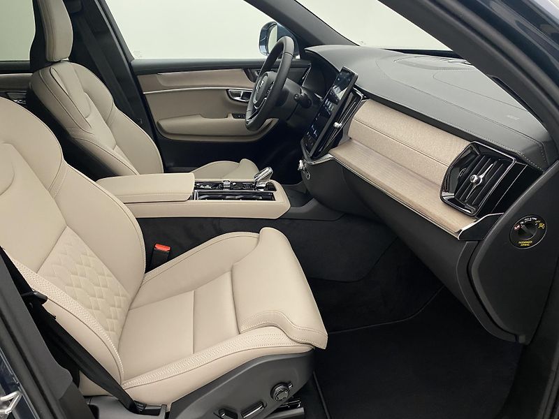 Volvo XC90 (2026) B5 AWD AUT BRIGHT PLUS 7míst - fotka 29 z 63