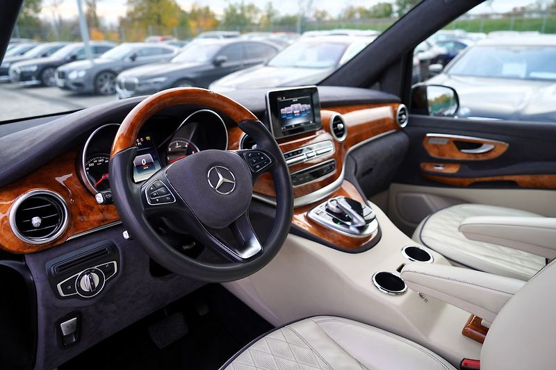 Mercedes-Benz Třídy V V250d Extra Long/BUSINESS VIP - fotka 20 z 45