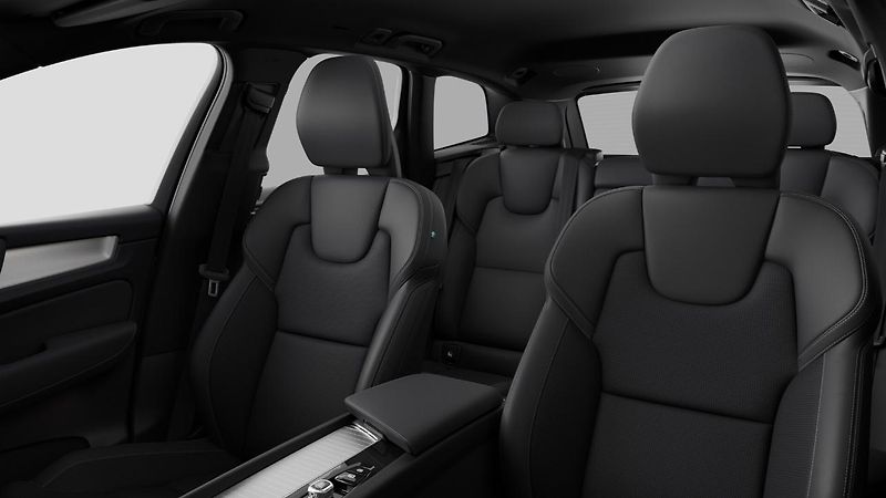 Volvo XC60 (2026) B5 PLUS - fotka 8 z 13