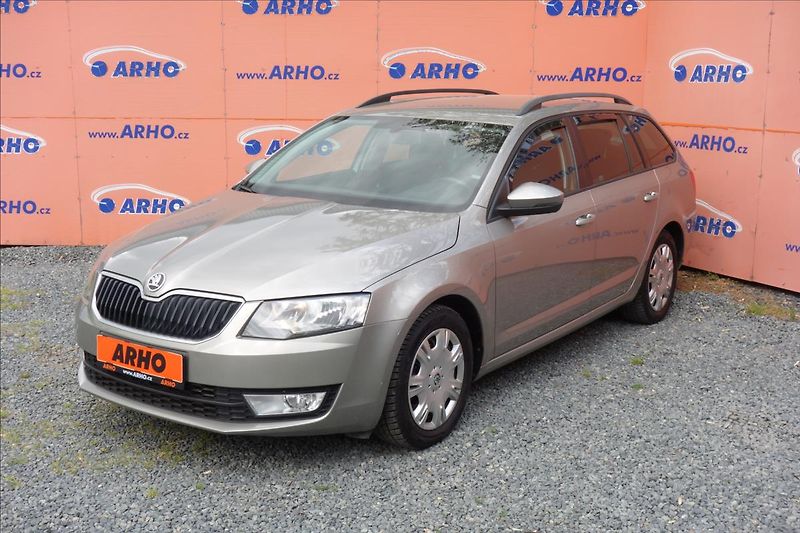 Škoda Octavia 1,6 TDi,ČR,SERV.KN.,STYLE,4x4. - fotka 3 z 32
