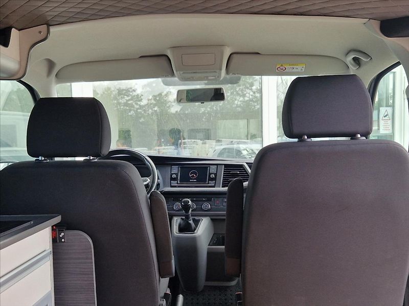 Volkswagen T6.1 2,0 TDI CAMPING VESTAVBA 4MÍST - fotka 25 z 41