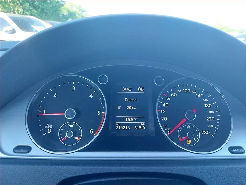 Volkswagen CC (2012) Comfortline 2.0 TDI, Automat - fotka 11 z 21