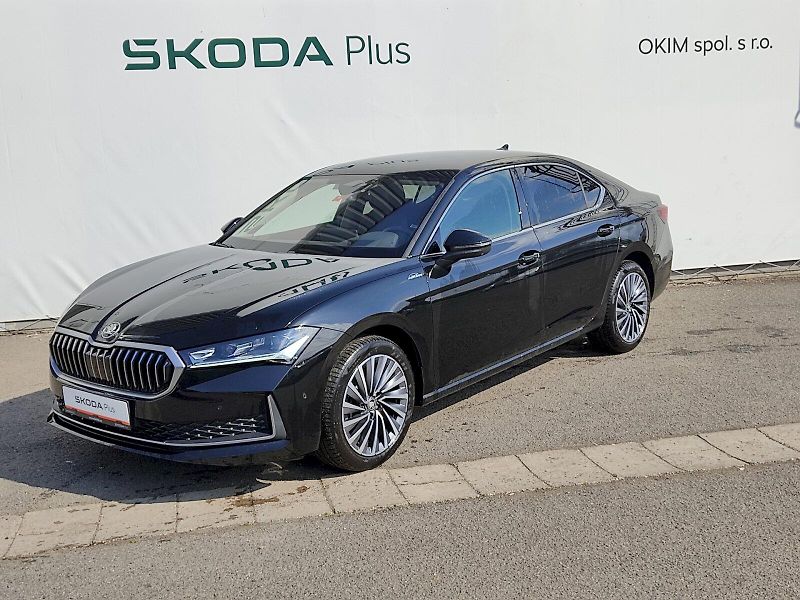 Škoda Superb (2025) L&K 2,0 Tdi 142 kw 4x4 DSg - fotka 1 z 40