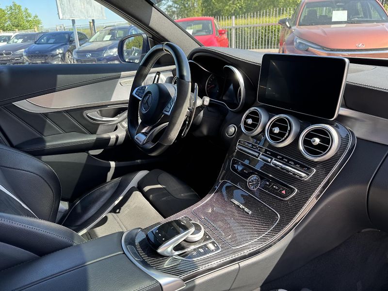 Mercedes-Benz Třídy C (2017) C63S AMG V8 Biturbo REZERVACE - fotka 28 z 30