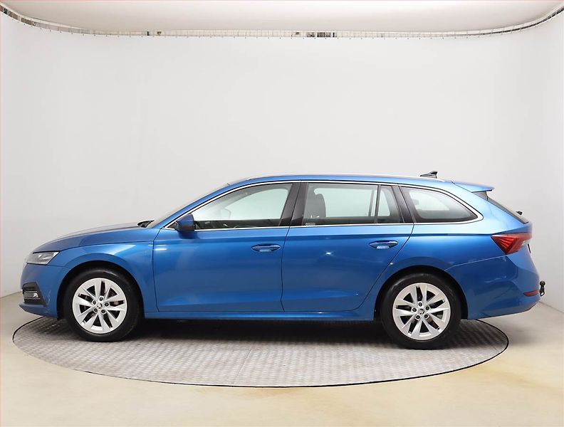 Škoda Octavia (2023) 2.0 TDI - fotka 3 z 24