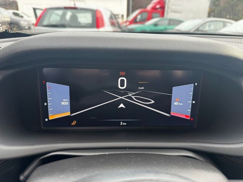 Jeep Avenger 4xe Upland 1.2 Turbo e-Hybrid - fotka 5 z 12