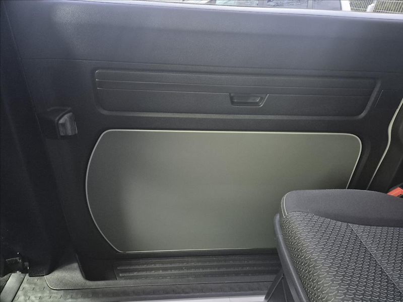 Volkswagen Multivan (2016) 2,0 TDI DSG 110Kw Webasto - fotka 28 z 39