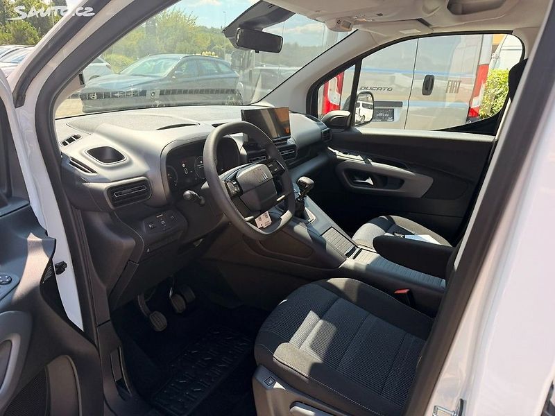 Fiat Dobló (2026) QuboL Icon 1.5 BlueHDI 130k MT - fotka 10 z 14