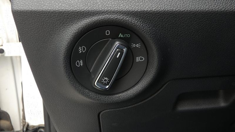 Škoda Scala 1.0 TSI Style - fotka 10 z 23