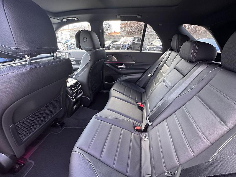 Mercedes-Benz GLE (2026) 300 d 4MATIC - fotka 11 z 23