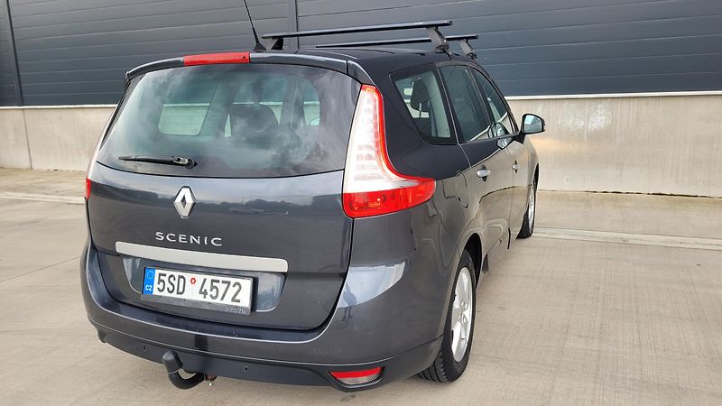 Renault Scénic 2,0i 103 KW AUTOMAT - fotka 12 z 19