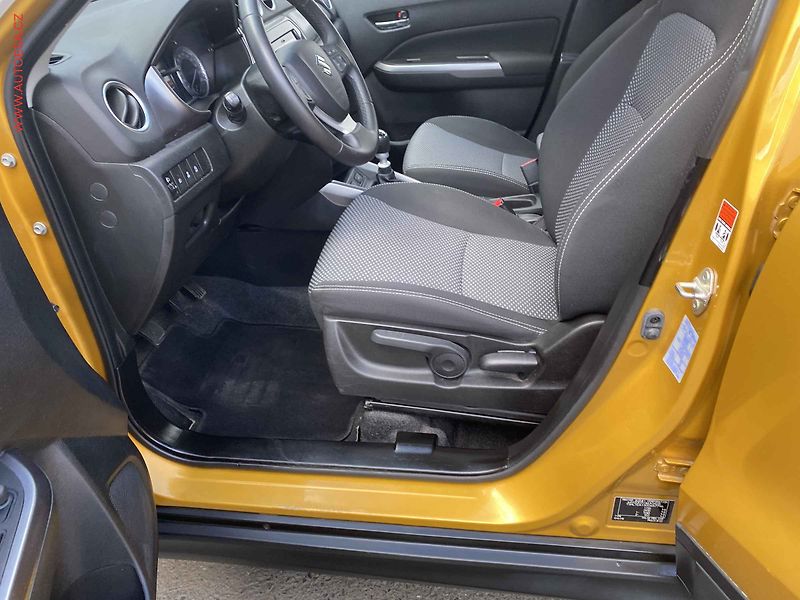 Suzuki Vitara (2019) 1.4 BJet, Premium, TZ, navi - fotka 9 z 19