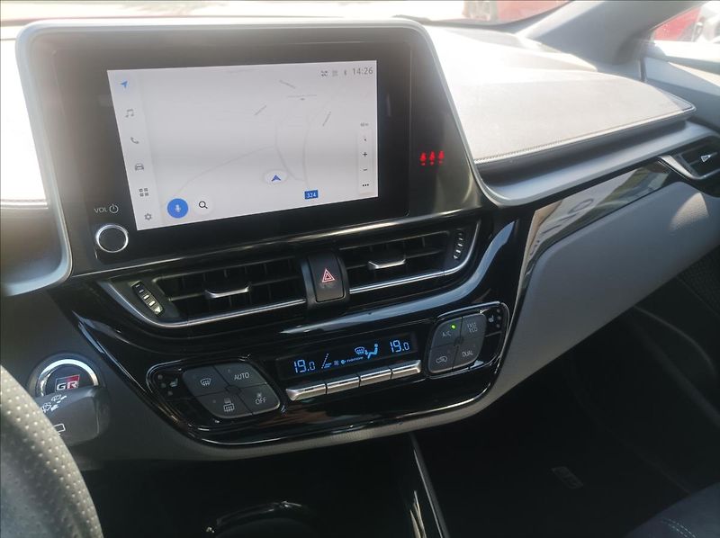 Toyota C-HR 2,0 GR Sport - fotka 14 z 17