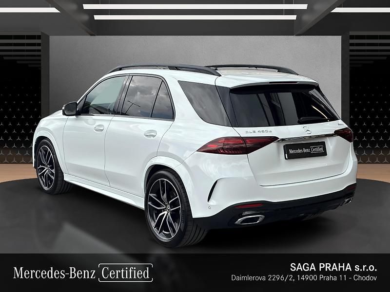 Mercedes-Benz GLE 450d 4MATIC AMG Line Night - fotka 7 z 18