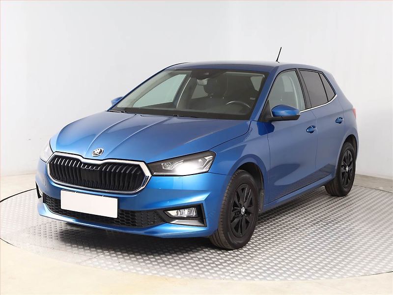 Škoda Fabia (2022) 1.0 TSI, Automat, ČR,1.maj - fotka 2 z 16