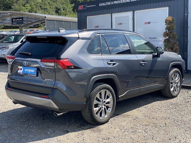 Toyota RAV4 2.5HSD, ČR-1m, Executive, 4x4 - fotka 7 z 11