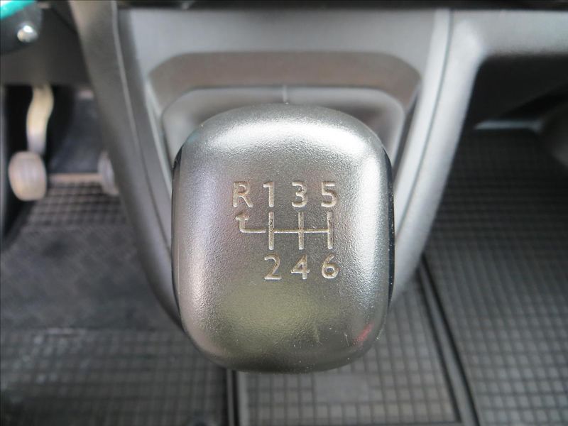 Opel Vivaro 1,5 CDTI 88kw Van L1 - fotka 13 z 18