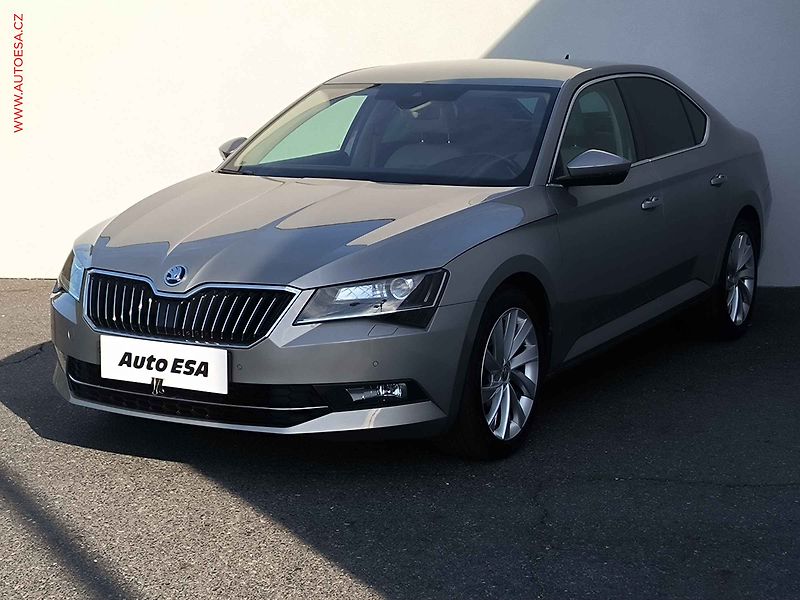 Škoda Superb (2016) 1.4 TSi, Style, bixen, +ALU - fotka 3 z 26