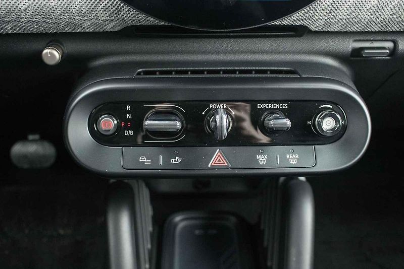 Elektrické Mini pořídíte ve třech výkonových verzích - 135, 160 a 190 kW.