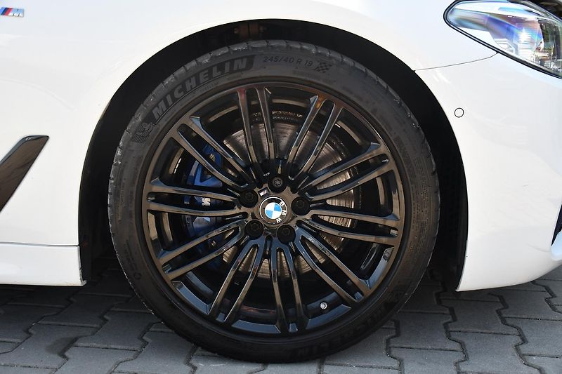 BMW Řada 5 530D M-SPORT 2xKOLA  - fotka 47 z 53
