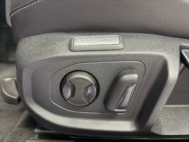 Volkswagen Arteon 2.0 Bi-TDI 176KW DSG 4M R-LINE - fotka 29 z 32