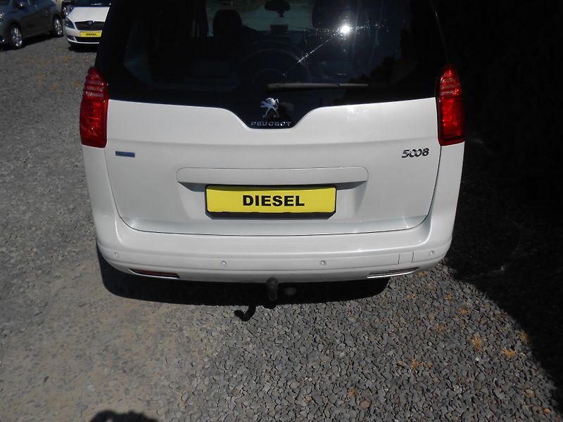 Peugeot 5008 88KW,NAVI,PANORAMA,AUTOMAT - fotka 42 z 45