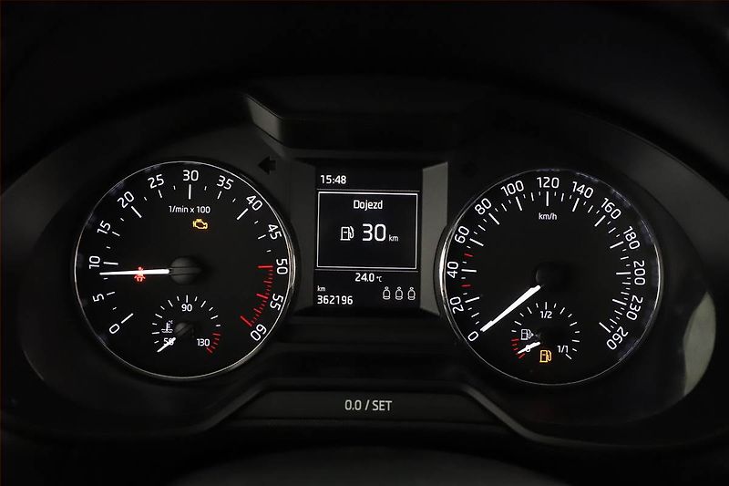 Škoda Octavia (2016) Style 2.0 TDI, Serv.kniha - fotka 9 z 13